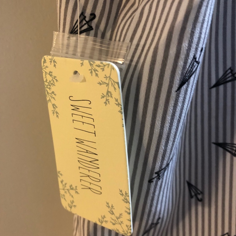 Blouse - Picture 3 of 3